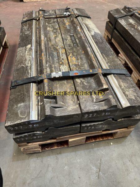 Blow Bar Hammers | Martensitic | Hartl® 1270 / 504PCV | Atlas Copco® PC3 |
