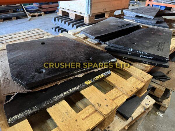 600/8014 & 600/8015 | Upper Side Liner Cheek Plates | Pegson® 960 |