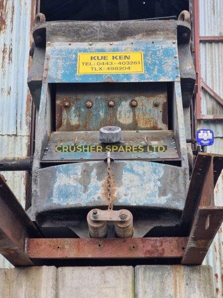 Odzyskano kruszarkę Brown Lenox Kue-Ken 114 [42x27].