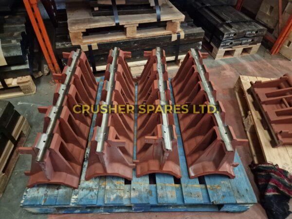 J094.104-120 | PITMAN | Kue-Ken | Brown Lenox |