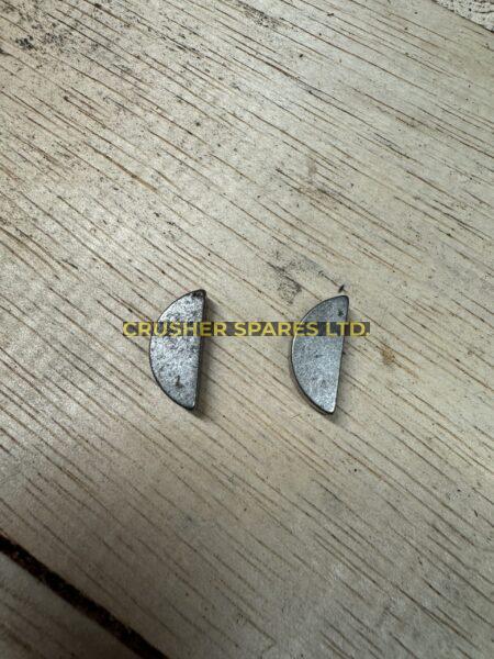 J243 | Дюбели | Куэ-Кен / Brown Lenox |