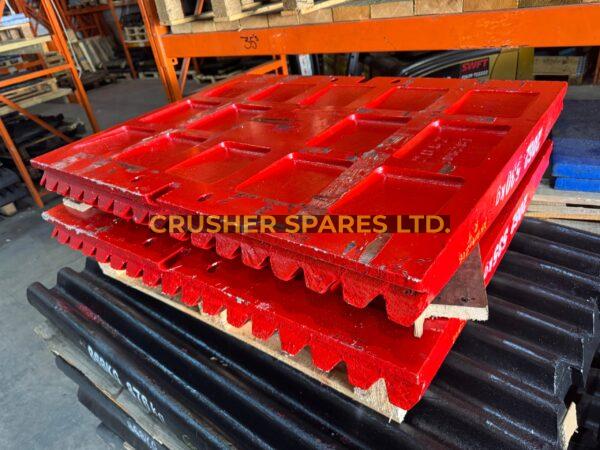 Щековые пластины | Реверсивные зубчатые | Kue-Ken 104-106 | Brown Lenox |