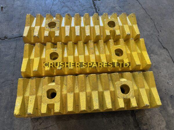 170058 | RM100 Grooved Baffle Plates |