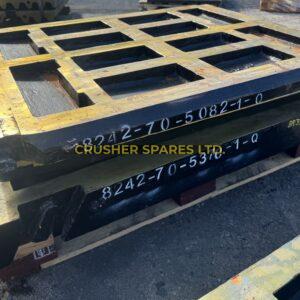 8242-70-5082 | Fixed Jaw Plate | Komatsu® BR350